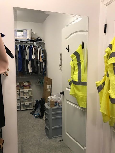 Mirrored closet door